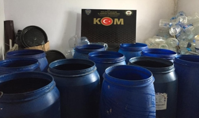 Yılbaşı öncesi piyasaya süreceklerdi… Binlerce litre sahte içki ele geçirildi