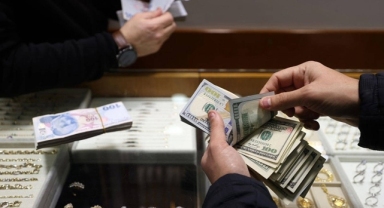 12 dolar cebe girmeden eridi