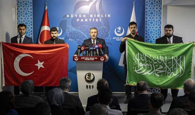 25 partiyi terörist ilan eden Mustafa Destici’ye zor soru: Bunlar da mı sahte?