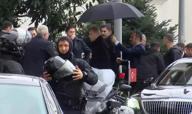 AK Parti'de aday belirleme çalışmaları: Cumhurbaşkanı Erdoğan, İstanbul İl Başkanlığı'nda