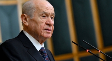 Bahçeli, tevhid bayrağına sahip çıktı: