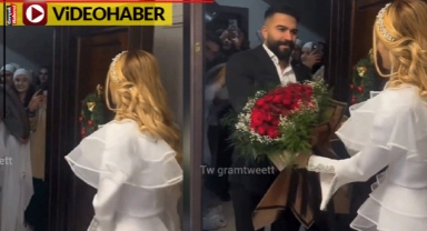Böyle kız isteme görülmedi... Def çalıp şarkı söyleyerek gelin evine geldiler