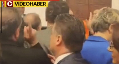 Bozdağ'a anayasa kitapçığı fırlatıldı