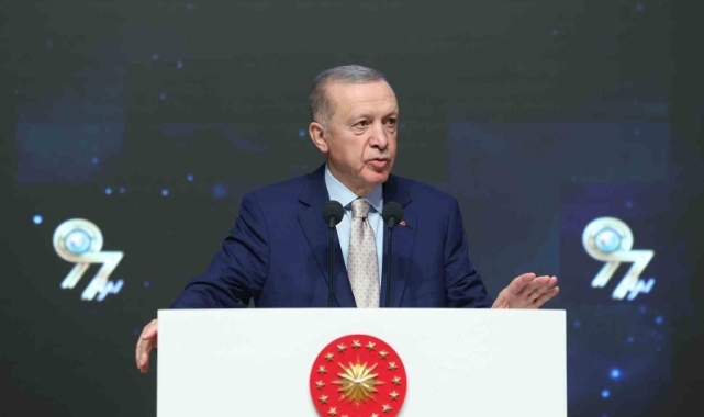 Cumhurbaşkanı Erdoğan'dan kamu görevlilerine mesajlaşma uygulaması uyarısı
