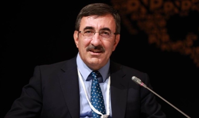 Cumhurbaşkanı Yardımcısı Yılmaz'dan emekliye zam açıklaması