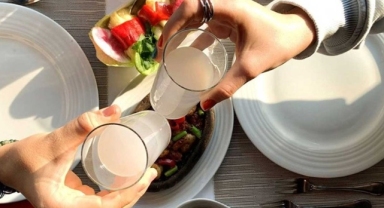 İki rakı grubuna daha zam: 70'lik rakının fiyatı 1000 TL'ye dayandı