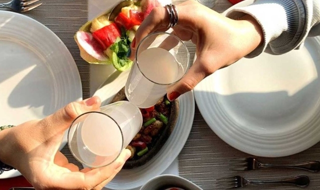 İki rakı grubuna daha zam: 70'lik rakının fiyatı 1000 TL'ye dayandı