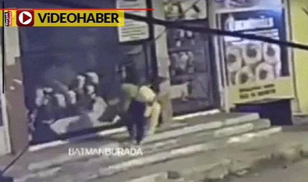 İlginç hırsızlık: Para değil gül ve ayıcık çaldılar