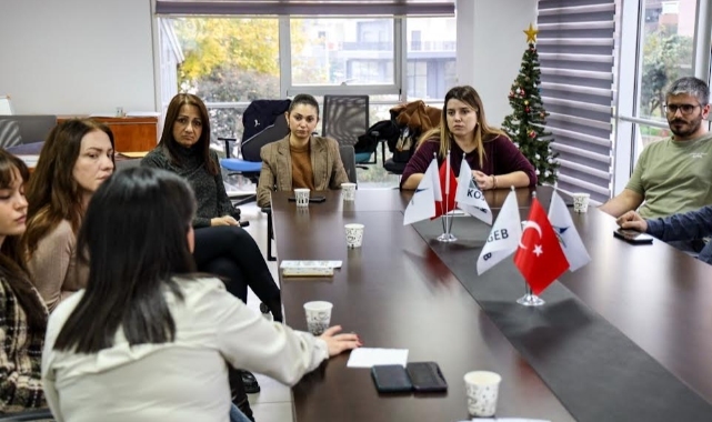 Karşıyaka’da “Yerel Yönetimlerde Etkili Geri Dönüşüm" konuşuldu