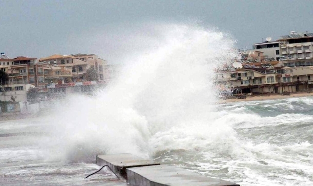 Meteoroloji’den Ege Denizi’nde fırtına uyarısı