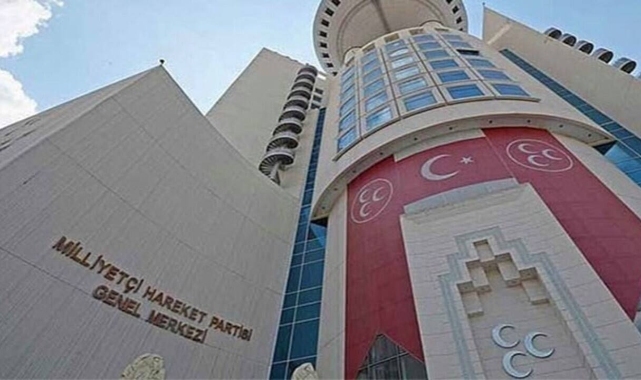 MHP'de toplu istifa