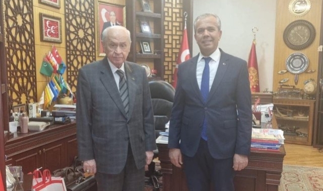 MHP'den aday gösterilmeyen Polatlı Belediye Başkanı Mürsel Yıldızkaya, CHP'den aday oldu