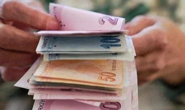 SSK ve Bağkur emeklisine yapılan ek zam sonrası işte yeni maaşlar