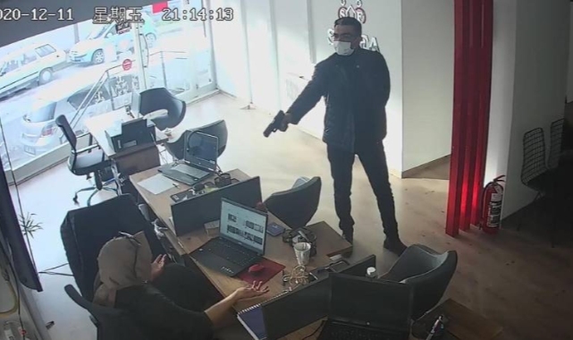 Yargıtay “olay yerini terk etmeyip sağlıkçıları arayan katile indirim uygulanmadığı” için müebbet hapis cezasını bozdu