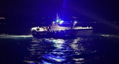 Ayvacık açıklarında 43’ü çocuk, 106 kaçak göçmen yakalandı