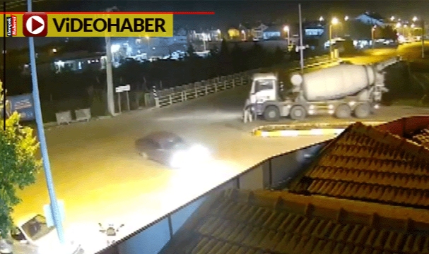 Beton mikseri genç kıza çarptı: Durumu ağır