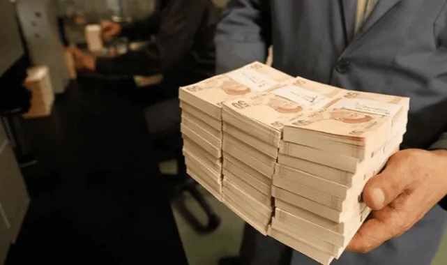 Bütçe 150,7 milyar lira açık verdi