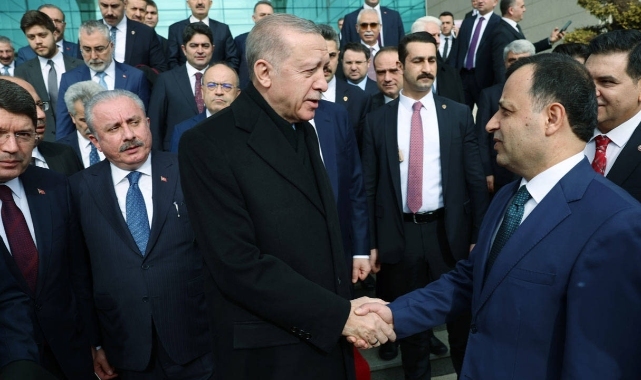 CHP'den AYM Başkanı Zühtü Arslan'a tebrik: "Cumhurbaşkanı'nın gözünün içine baka baka anlattı"