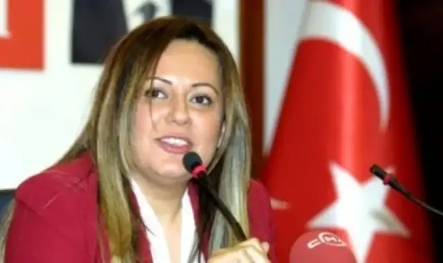 CHP Genel Başkan Yardımcısı Koza Yardımcı görevinden istifa etti