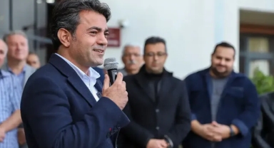 CHP'li Aydın'dan Hamza Dağ'a: Sanırım ekibi İzmir Büyükşehir'in işlerini incelememiş