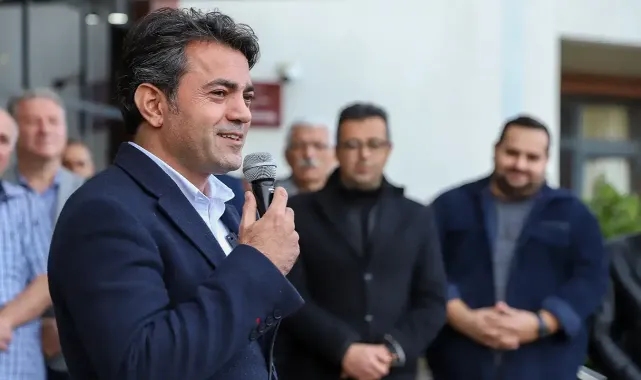 CHP'li Aydın'dan Hamza Dağ'a: Sanırım ekibi İzmir Büyükşehir'in işlerini incelememiş