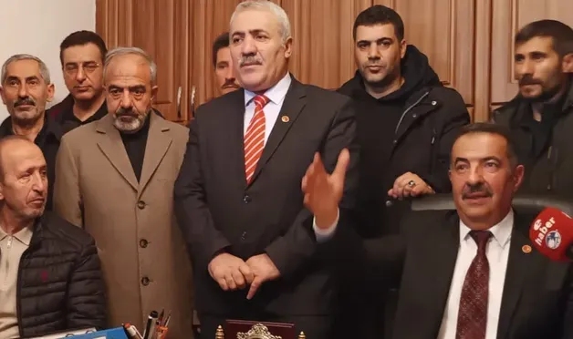 Görevden alınan Yeniden Refah İl Başkanı: Elimizde Seçim Kurulu'na vereceğimiz evrak yoktu