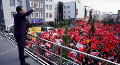 İmamoğlu: Yıldırım’dan daha memnundum, şimdiki rakibim iftiralar uydurmaya başladı