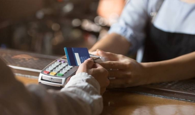 Kredi kartlarına düzenleme sinyali; hangi düzenlemeler bekleniyor?