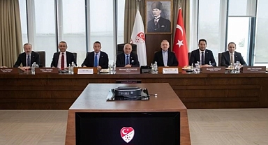 Lig maçlarının yayın ihalesi iptal edildi
