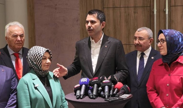 Murat Kurum: Ekrem Bey'e davet yapılmamış, davet edilmediği açılışa geleceğine hafriyat döktüğü metronun ihalesini yapsın