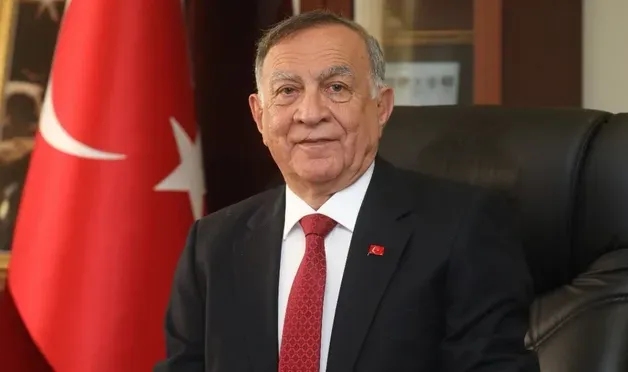 Seyhan Belediye Başkanı CHP'den istifa etti