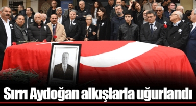 Sırrı Aydoğan alkışlarla uğurlandı