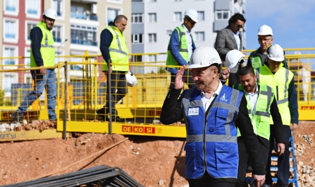 Başkan Soyer’den yerin 36 metre altında Buca Metrosu mesaisi