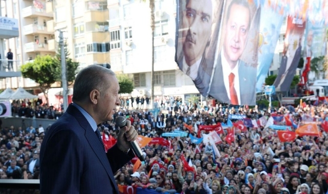 Erdoğan'ın düzenlediği mitingde şeriat sloganları atıldı