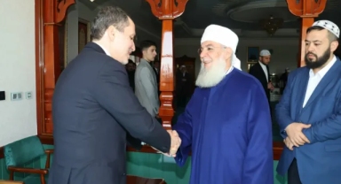Fatih Erbakan, Menzil Şeyhi Seyyid Muhammed Saki Erol’u ziyaret etti
