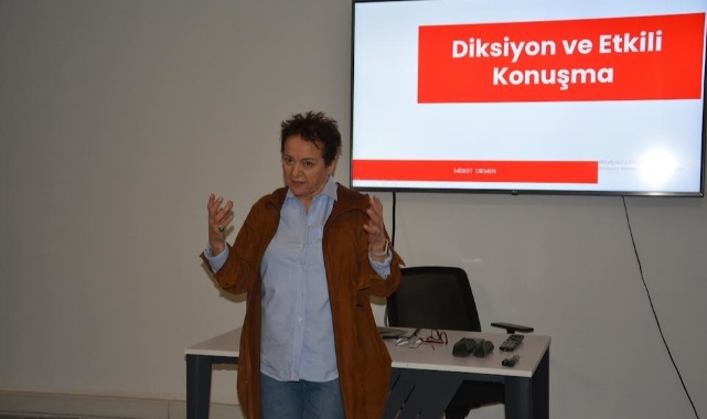 Genç gazetecilere ‘etkili iletişim teknikleri’ eğitimi