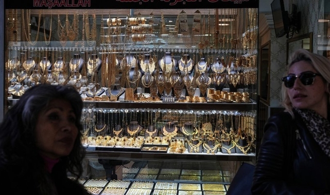 Gram altın rekor tazeledi, yatırımcılarını sevindirdi