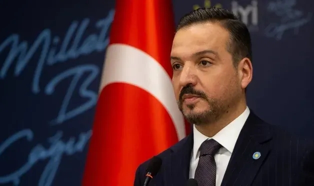İYİ Partili Zorlu'dan Özel'e: Böyle bir ittifak mı var?
