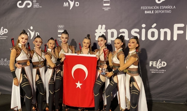 İzmir sporcuları İspanya’da tarih yazdı