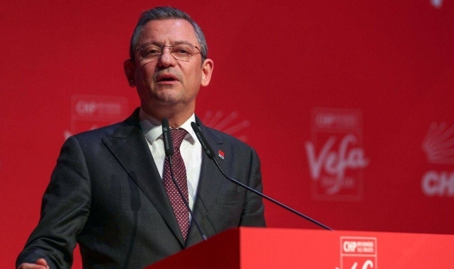 Özel'den AK Parti'nin adayı Nebioğlu'na: Para alıp oyları AK Parti'ye götüren siyasi kalpazan