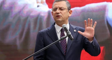 Özgür Özel'den