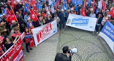 SOL Parti İzmir’de yürüdü: Mücadelemizi sürdürelim