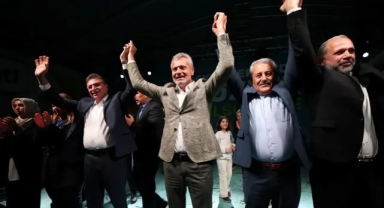 AK Parti, Hatay’da tebrikleri kabul etmedi: Sıkıntı var