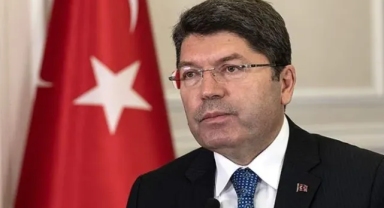 Bakan Tunç'tan DEM Parti açıklaması: Teröre desteğe devam ederse kapatılabilir
