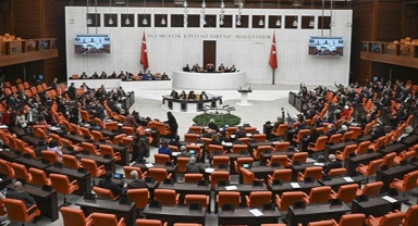 Belediye başkanı seçilen CHP'li 4 vekilin, milletvekilliği sona erdi