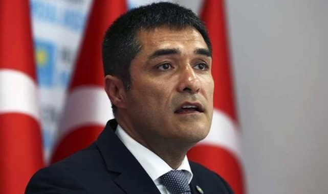 Buğra Kavuncu'dan "Kızıl Ordu Korosu" tepkisi: Soykırımın yıl dönümünde konser verecek olması duyarlı her vicdanı yaralıyor