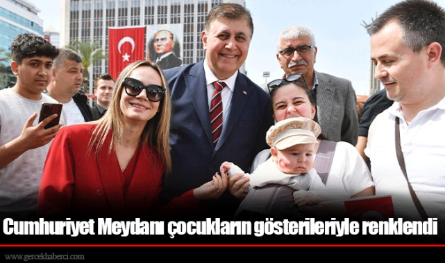 Cumhuriyet Meydanı çocukların gösterileriyle renklendi