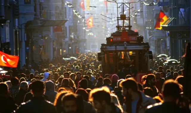 DİSK’e göre geniş tanımlı işsiz sayısı 10 milyona dayandı