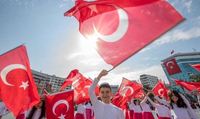 İzmir’de 23 Nisan coşkusu kentin dört bir yanını saracak