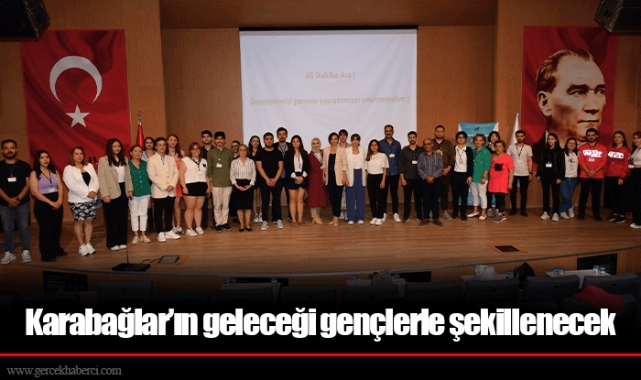 Karabağlar’ın geleceği gençlerle şekillenecek